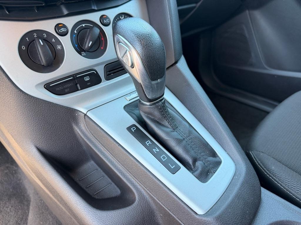 Ford Focus  2014