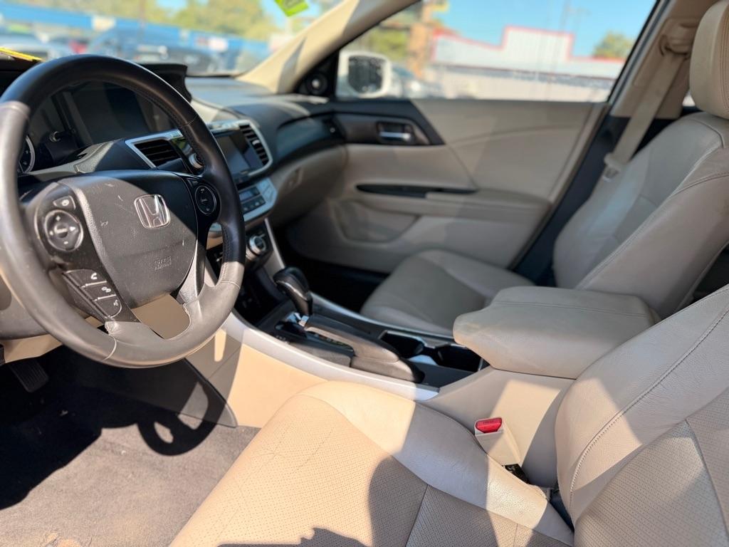 Honda Accord  2015