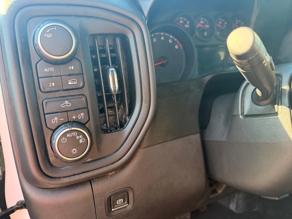 Chevrolet Silverado 1500  2021