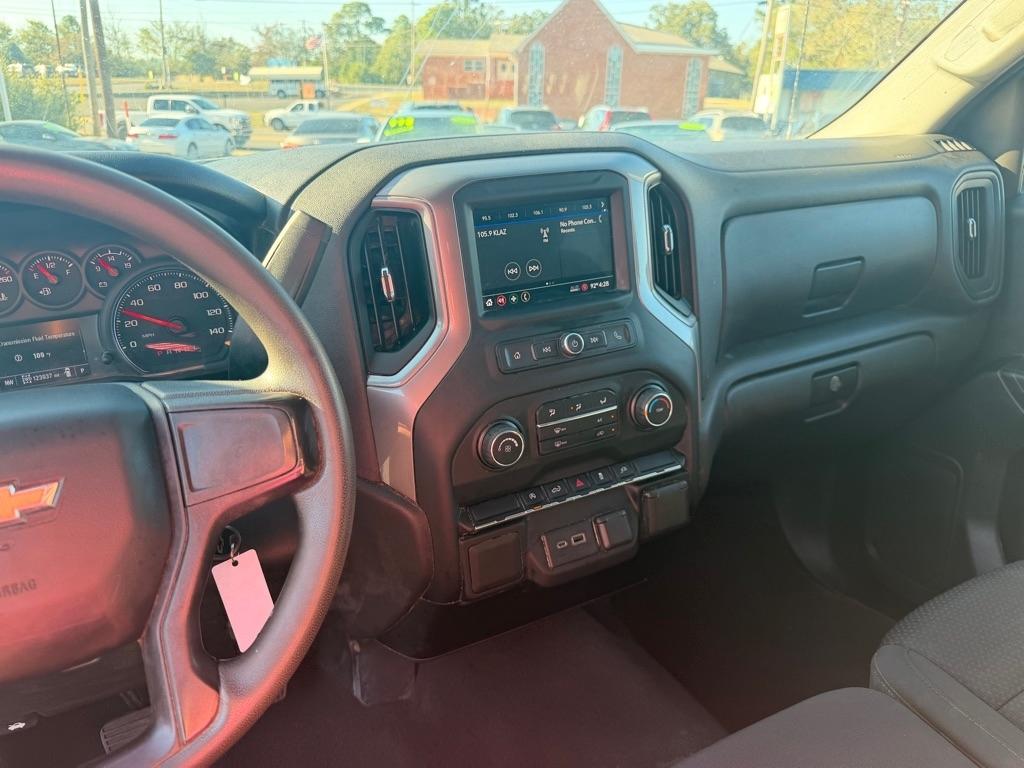 Chevrolet Silverado 1500  2021