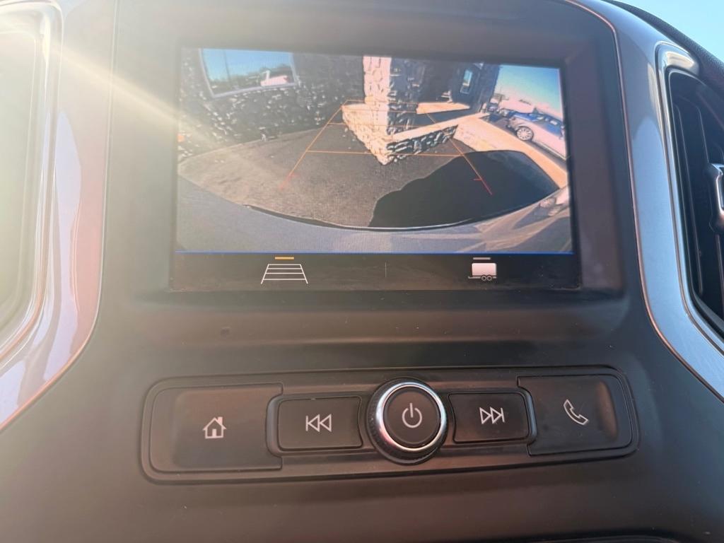 Chevrolet Silverado 1500  2021