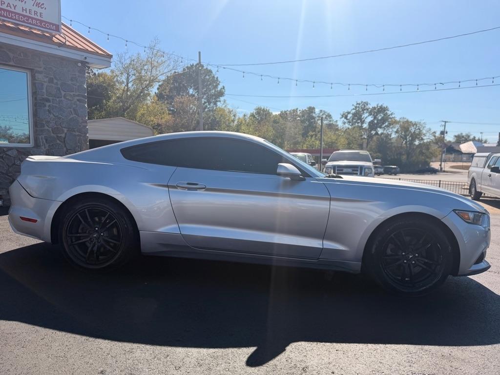 Ford Mustang  2017