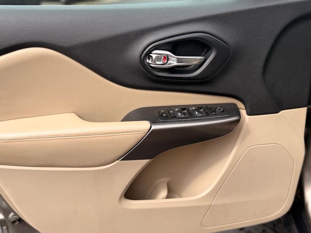 Jeep Cherokee  2019