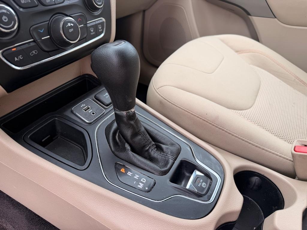 Jeep Cherokee  2019