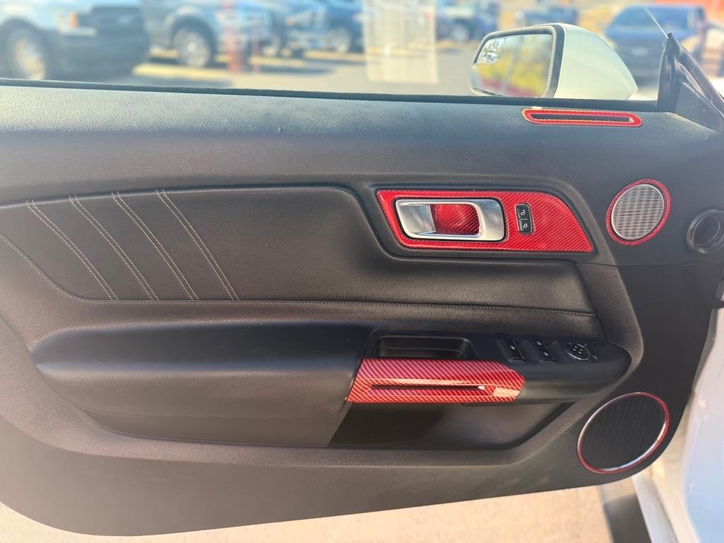 Ford Mustang  2019