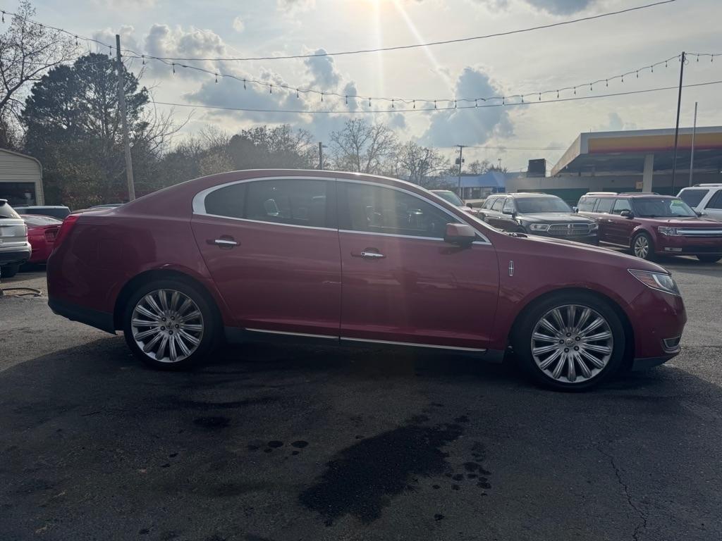 Lincoln MKS  2013