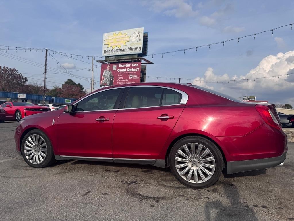 Lincoln MKS  2013