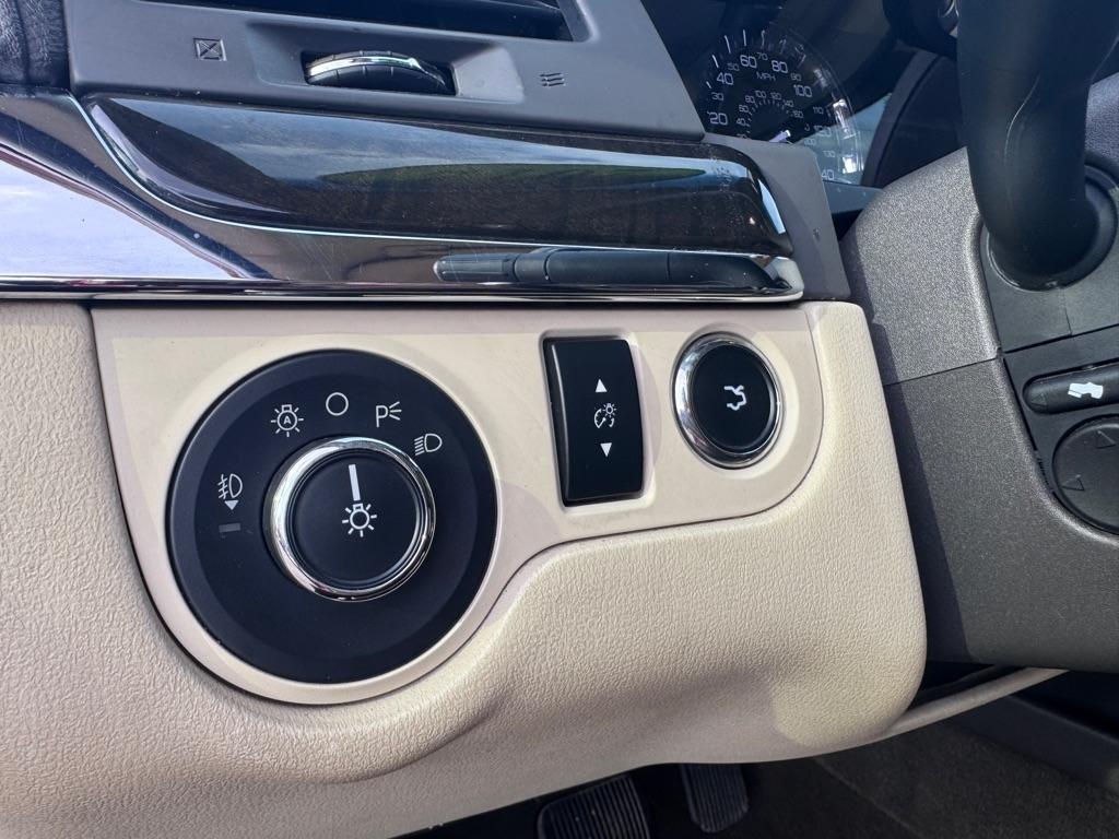 Lincoln MKS  2013