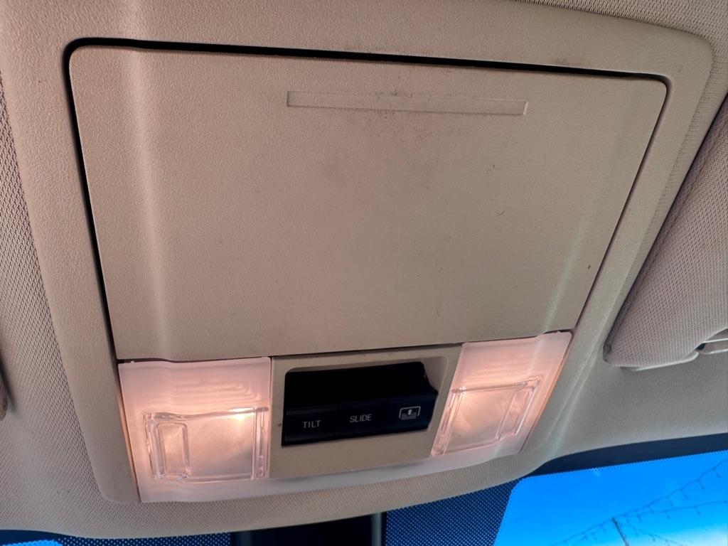 Lincoln MKS  2013