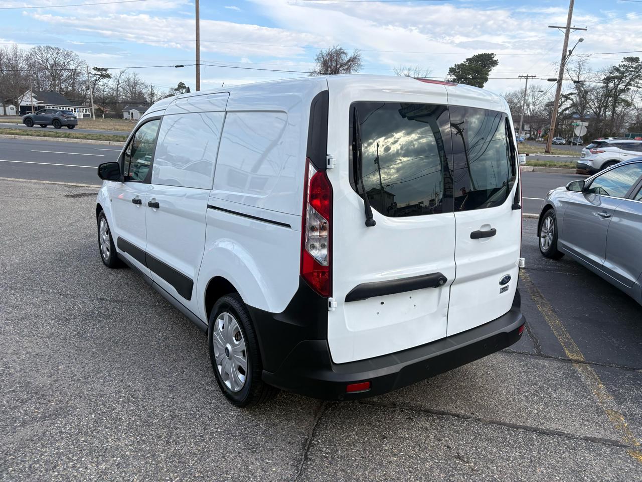 Ford Transit Connect Van XL LWB w/Rear Symmetrical Doors 2020