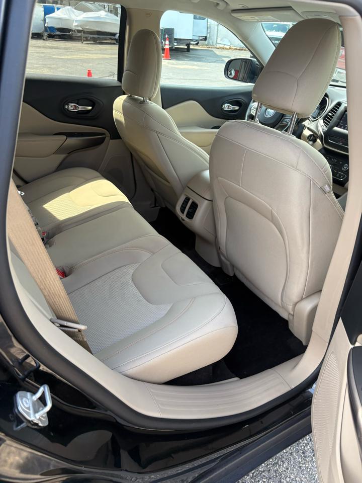 Jeep Cherokee Latitude 4x4 2019