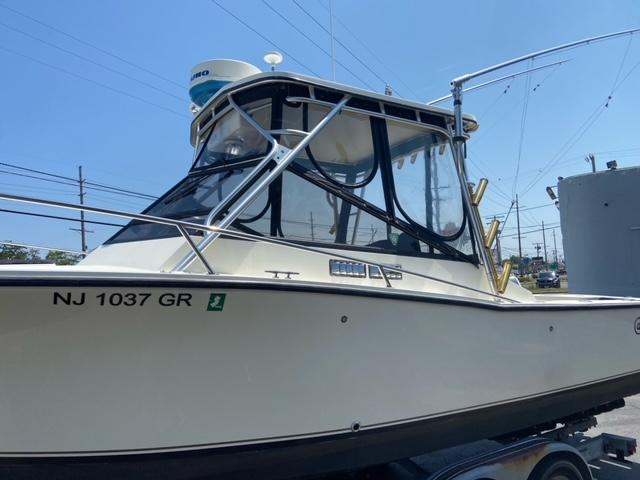 Carolina Bass Boat  2002
