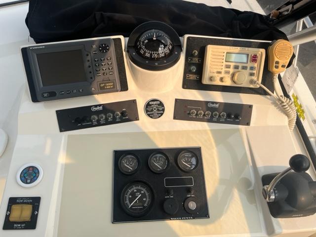 Carolina Bass Boat  2002