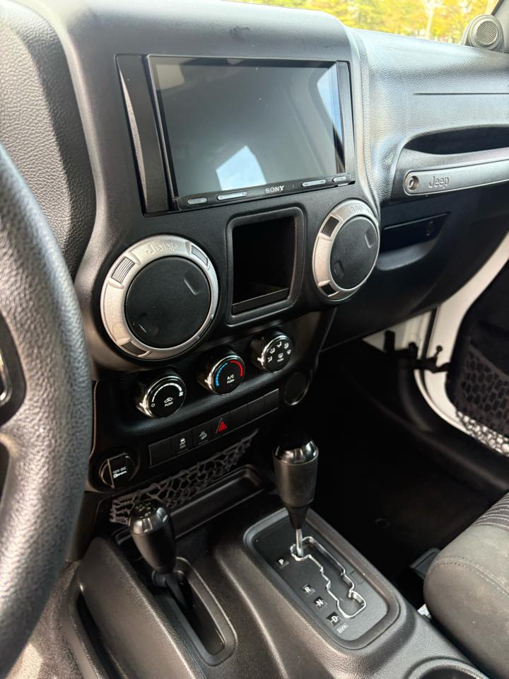 Jeep Wrangler 4WD 2dr Sport 2012