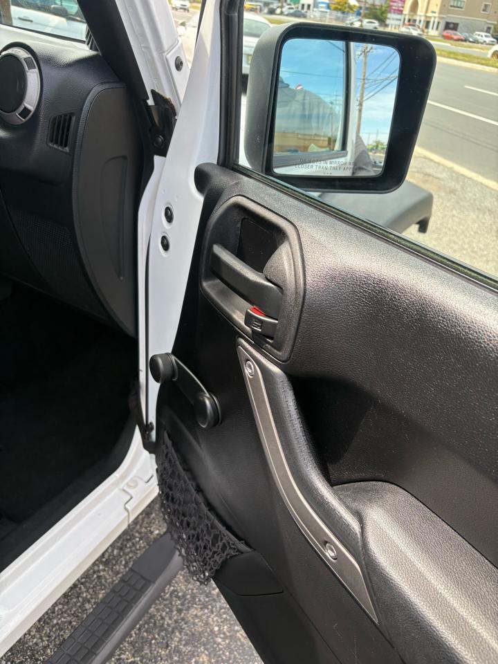 Jeep Wrangler 4WD 2dr Sport 2012