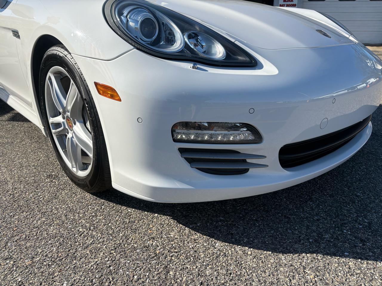 Porsche Panamera 4dr HB 4S 2011