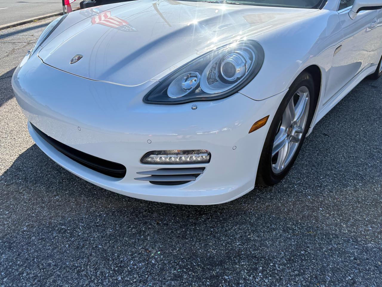 Porsche Panamera 4dr HB 4S 2011