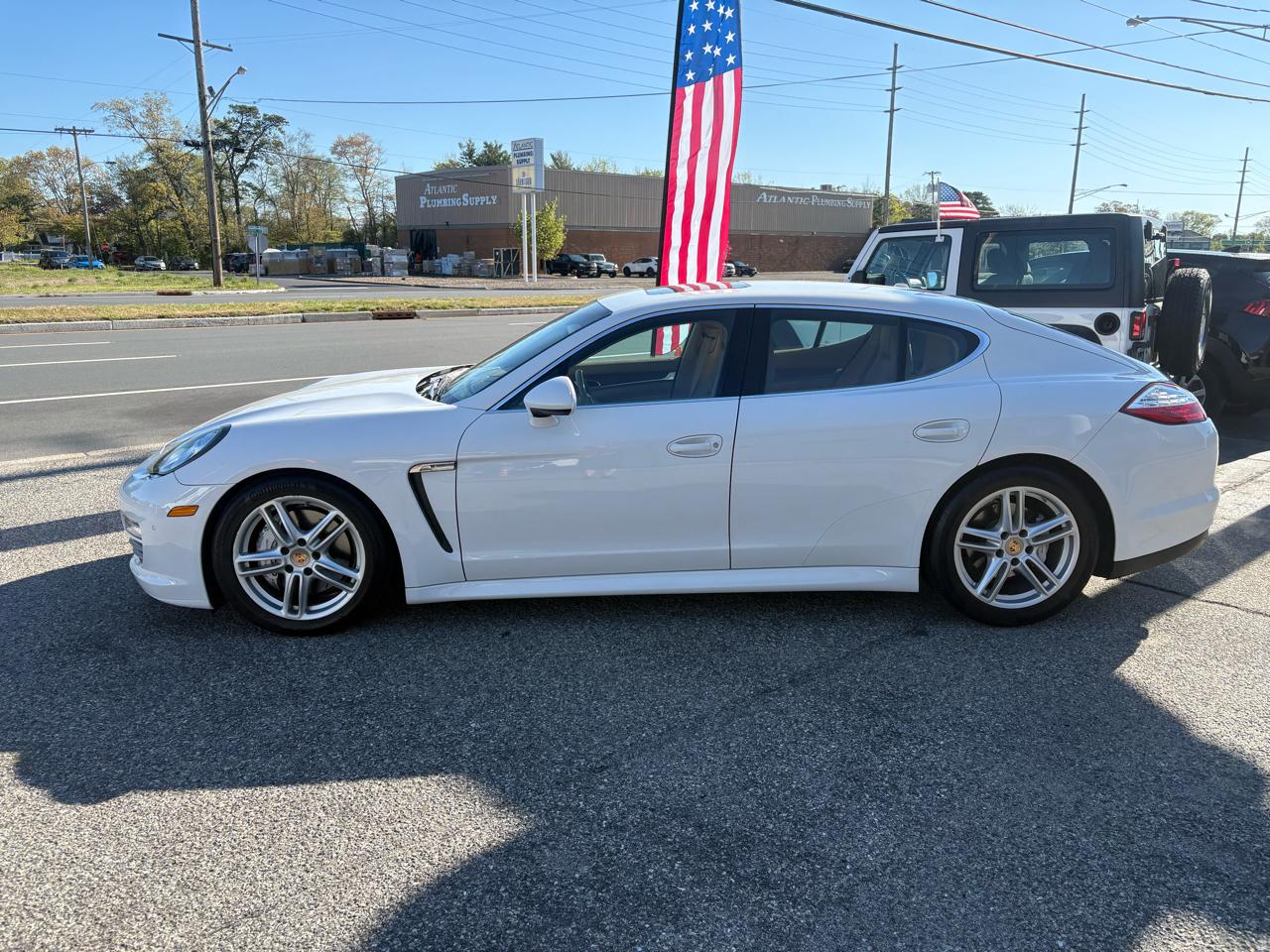 Porsche Panamera 4dr HB 4S 2011