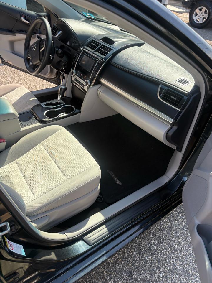 Toyota Camry  2012