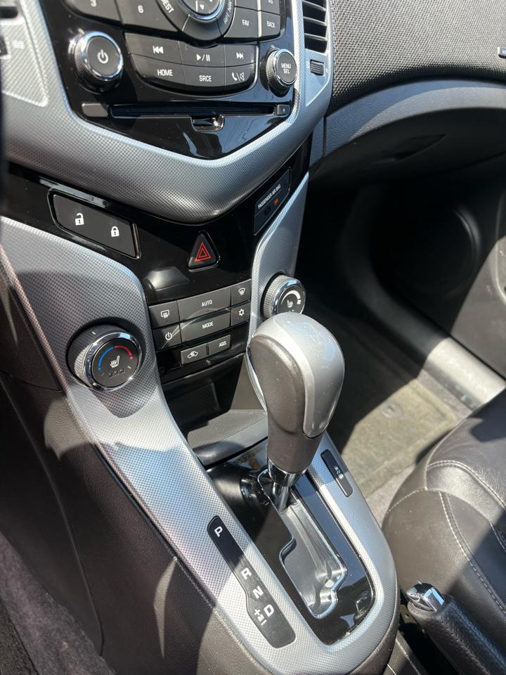 Chevrolet Cruze  2012