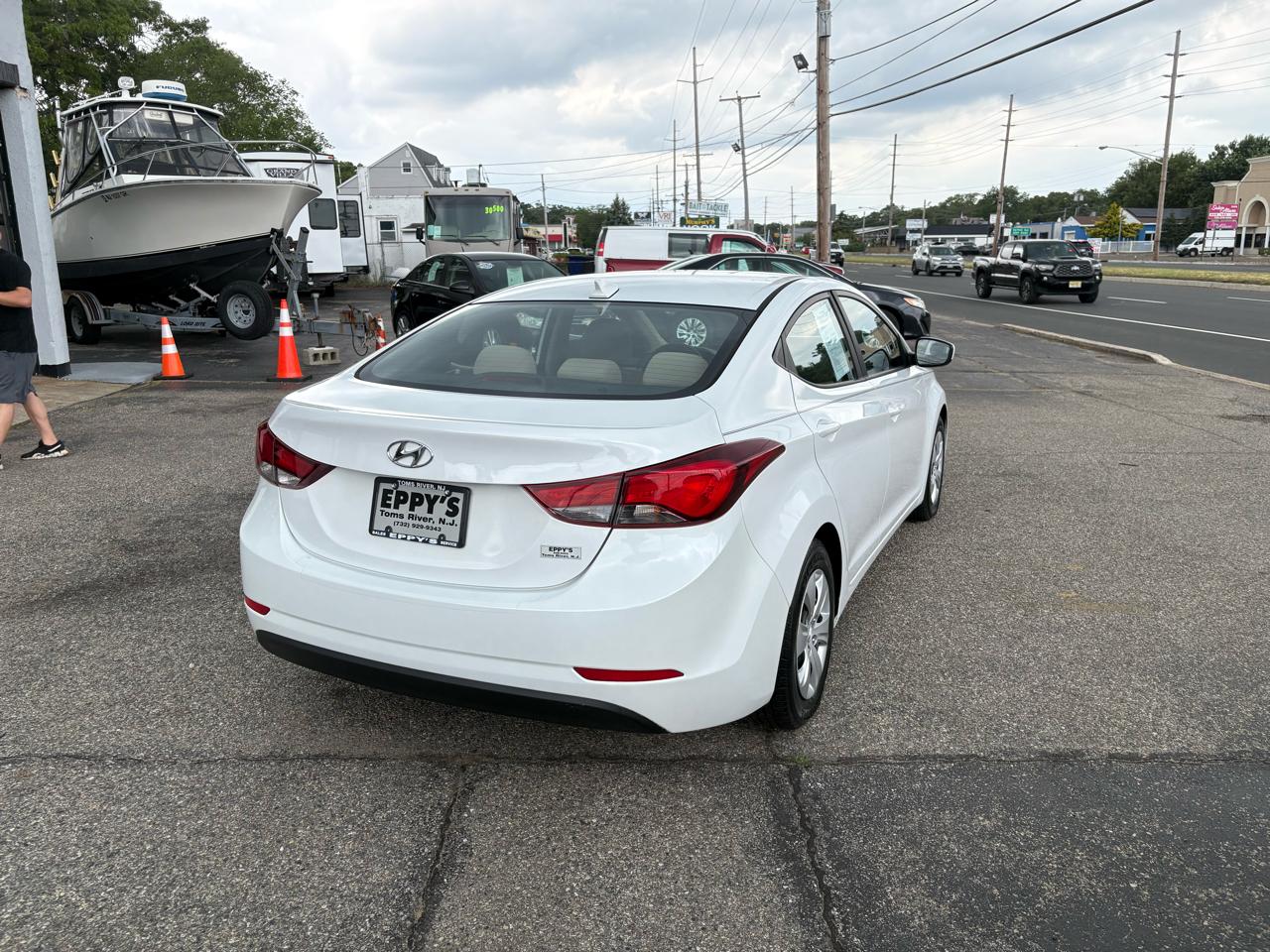 Hyundai Elantra 4dr Sdn Auto SE (Alabama Plant) 2016