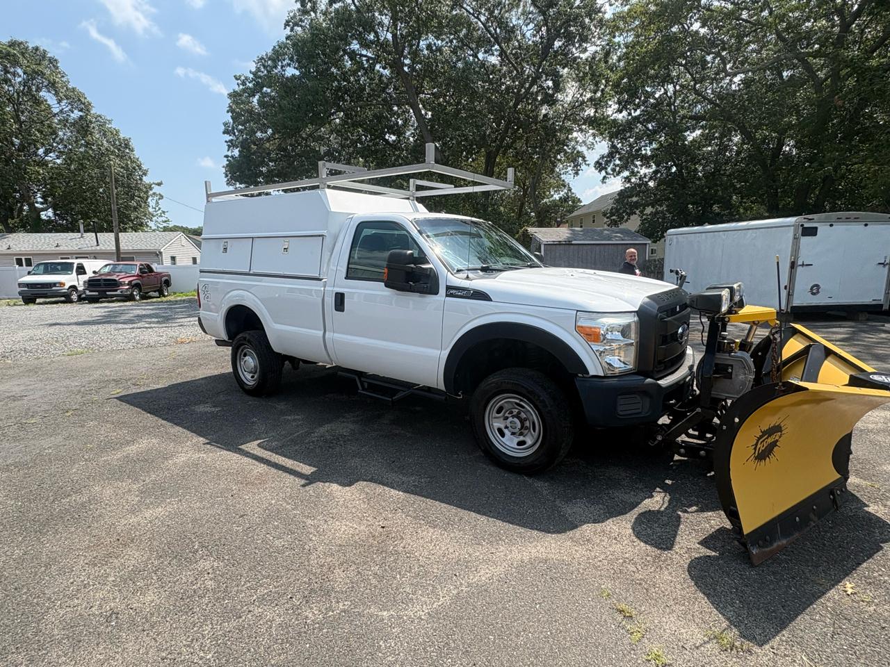 Ford Super Duty F-250 SRW 4WD Reg Cab 137" XLT 2015