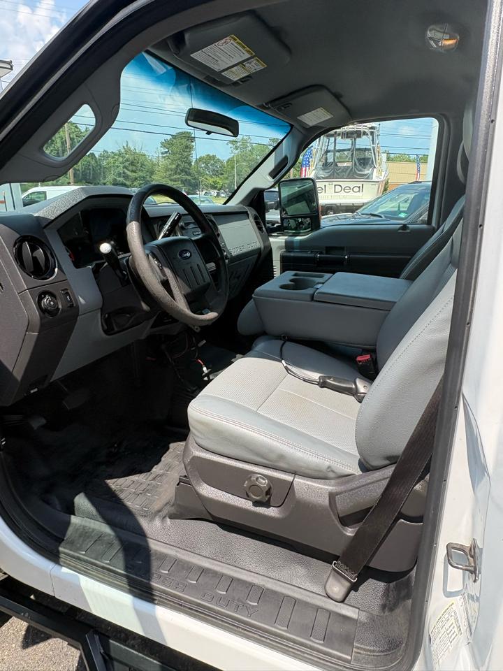 Ford Super Duty F-250 SRW 4WD Reg Cab 137" XLT 2015
