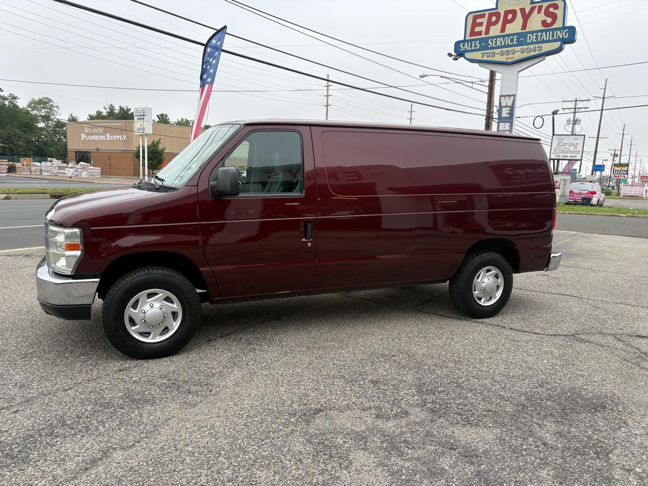 Ford Econoline Cargo Van  2011