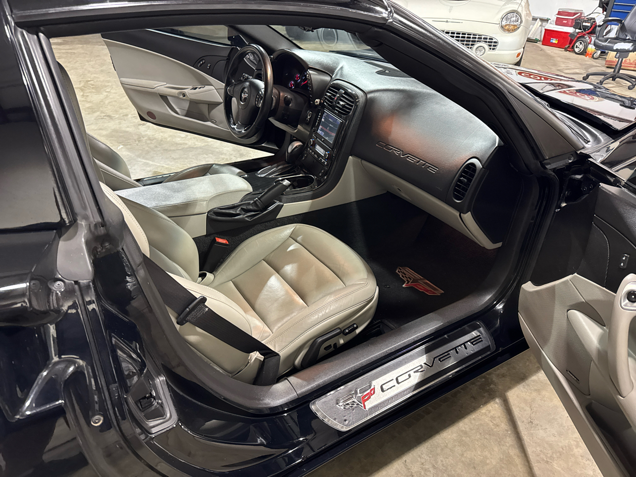 Chevrolet Corvette Premium Coupe 3LT 2013 Chevrolet Corvette Premium Coupe 3LT 2013