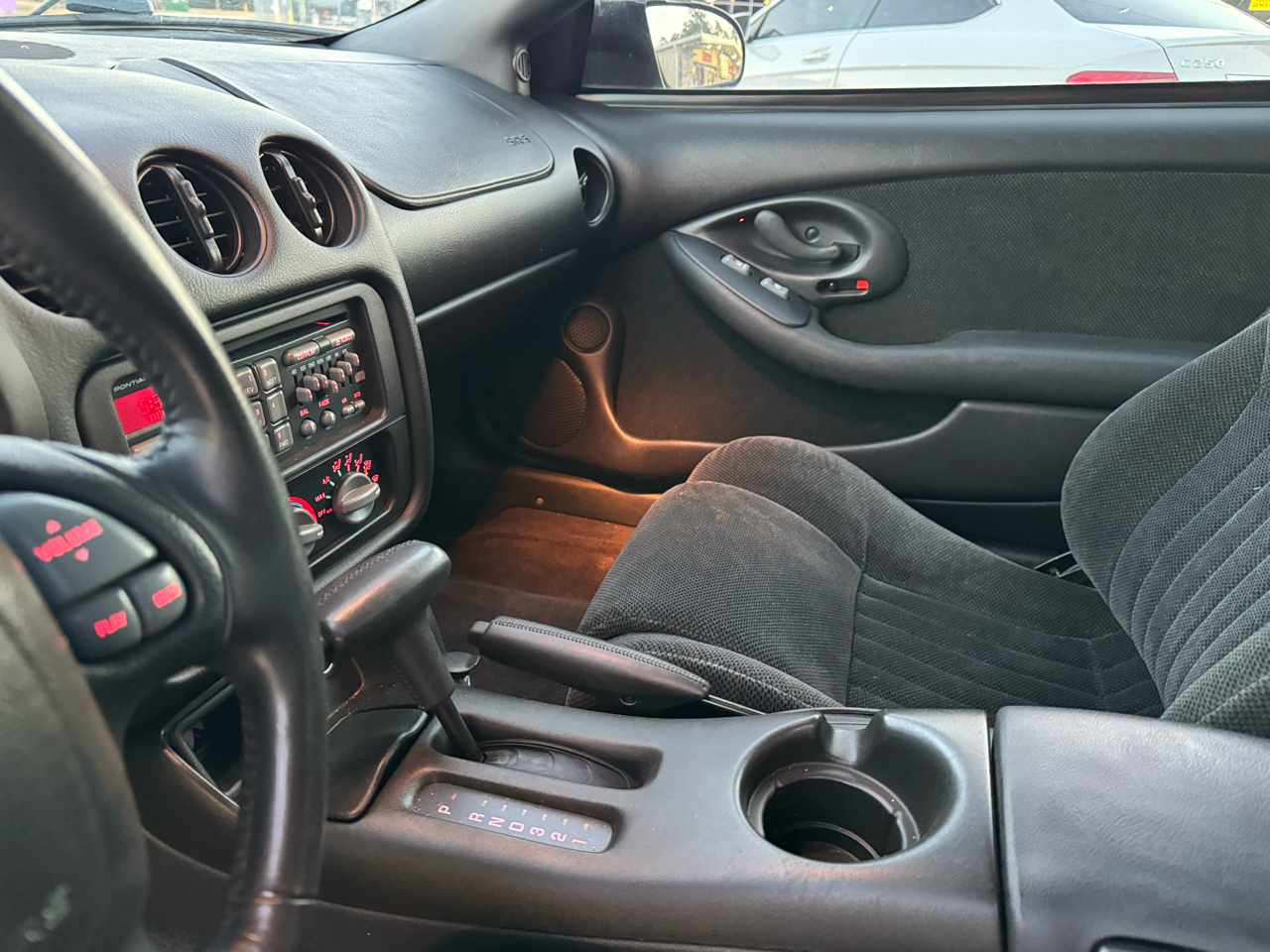 Pontiac Firebird Formula Coupe 2002