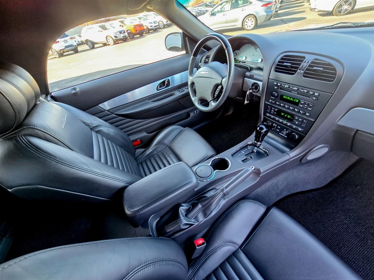 Ford Thunderbird  2002