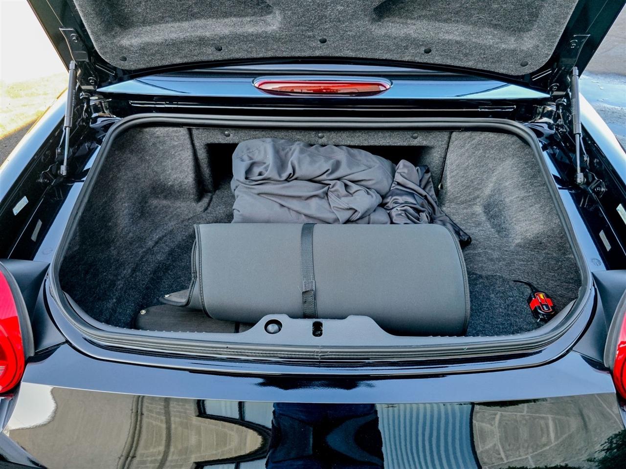 Ford Thunderbird  2002