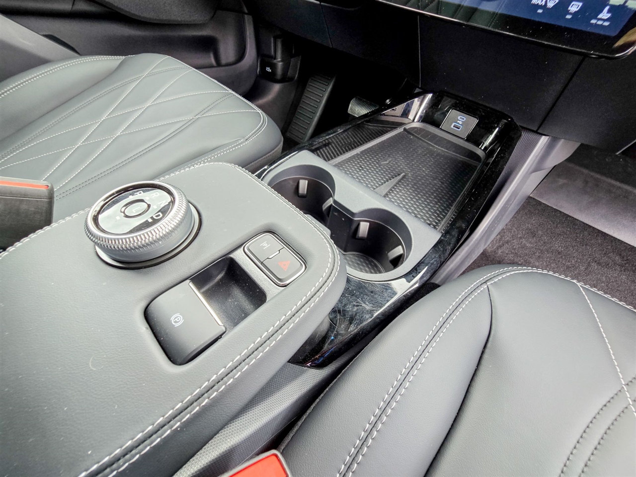 Ford Mustang Mach-E Select 2024 Ford Mustang Mach-E Select 2024