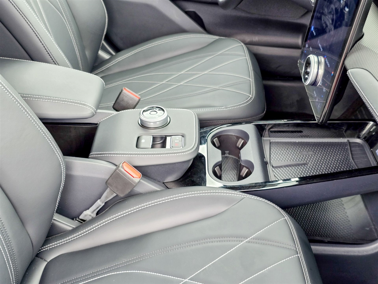 Ford Mustang Mach-E Select 2024 Ford Mustang Mach-E Select 2024