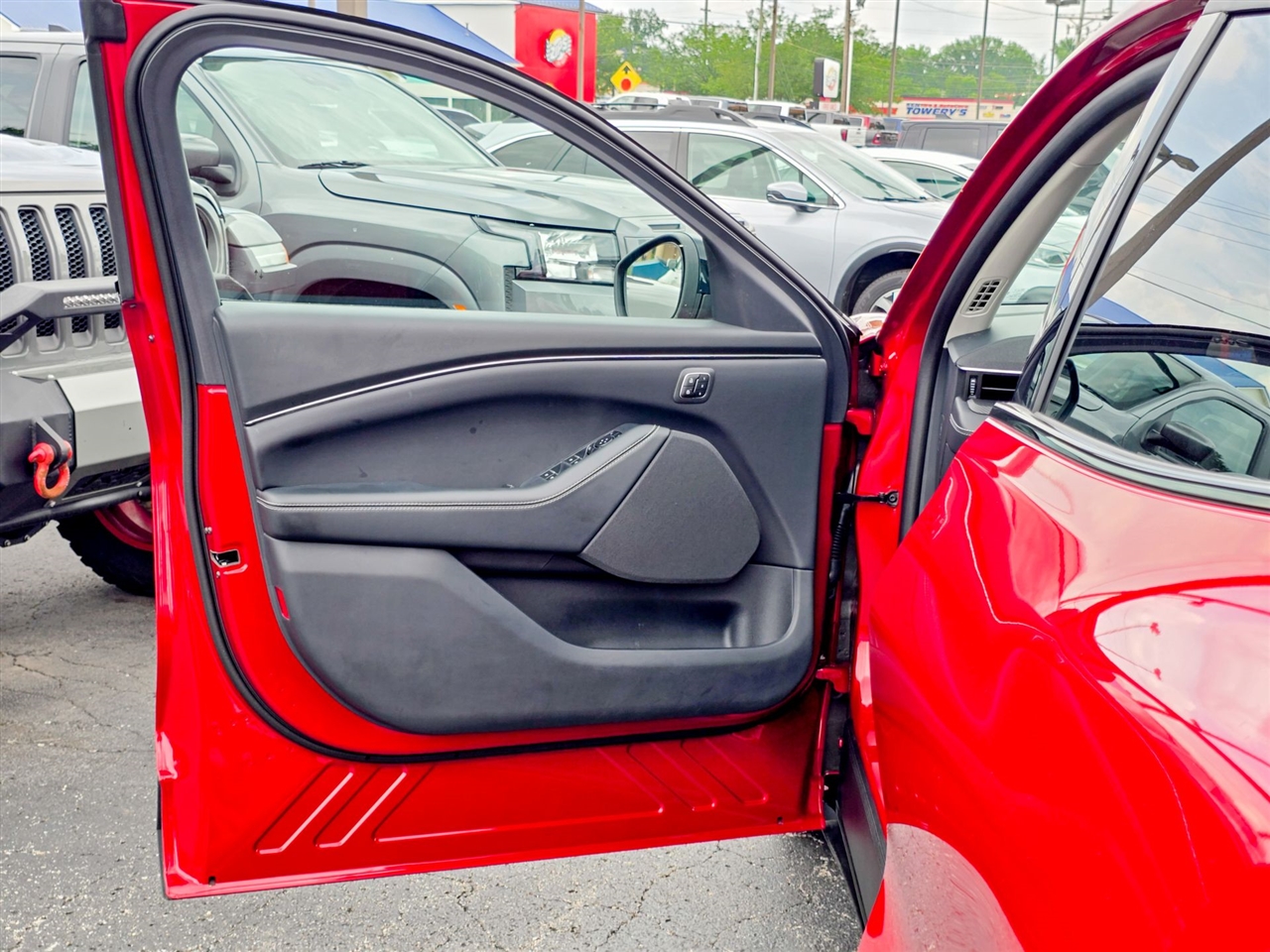 Ford Mustang Mach-E Select 2024 Ford Mustang Mach-E Select 2024