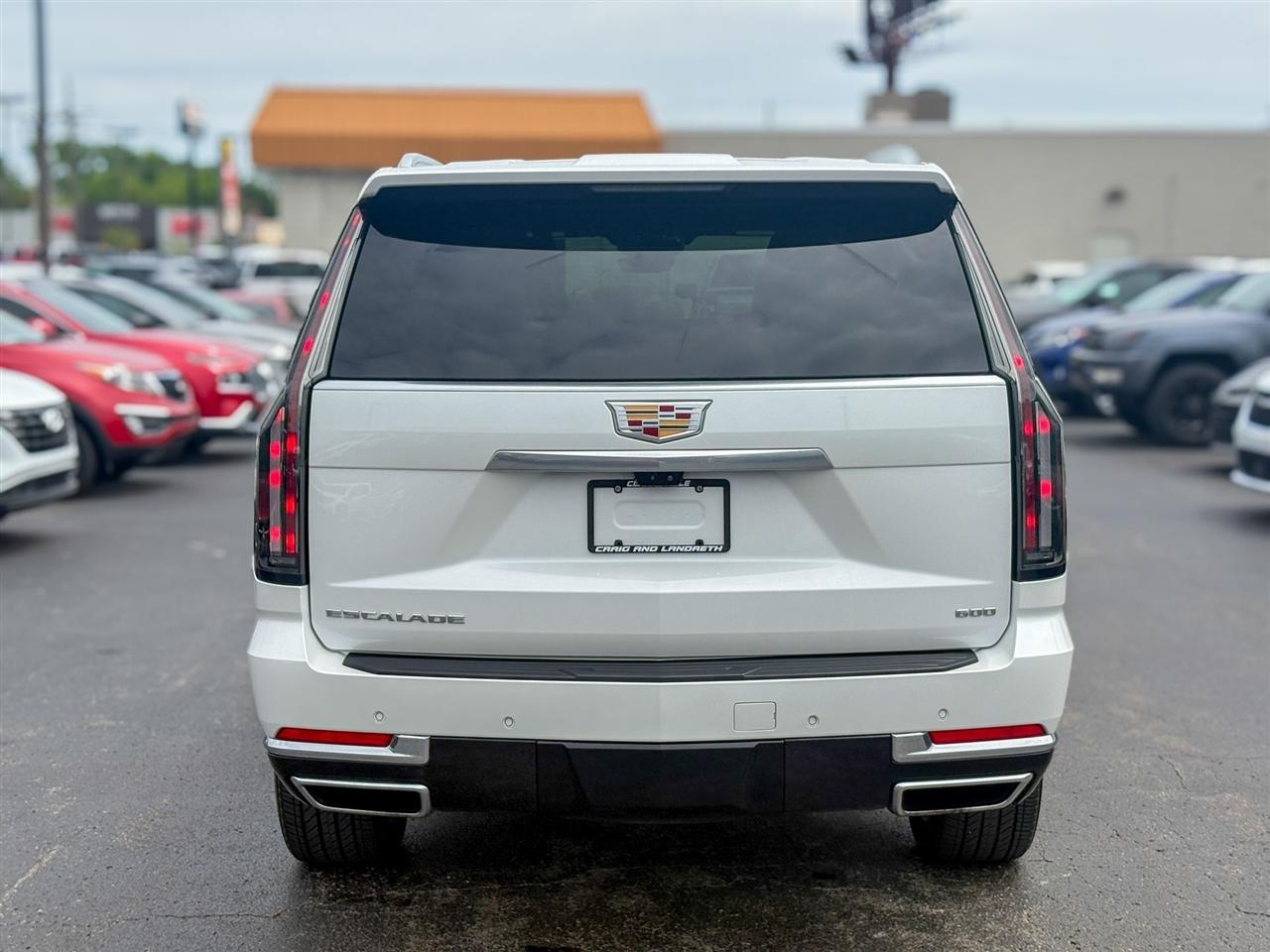 Cadillac Escalade  2025