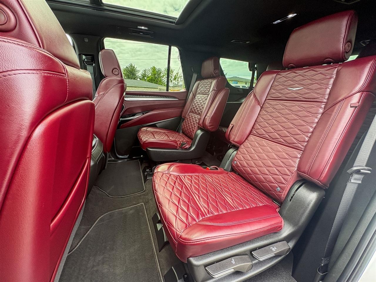Cadillac Escalade  2025