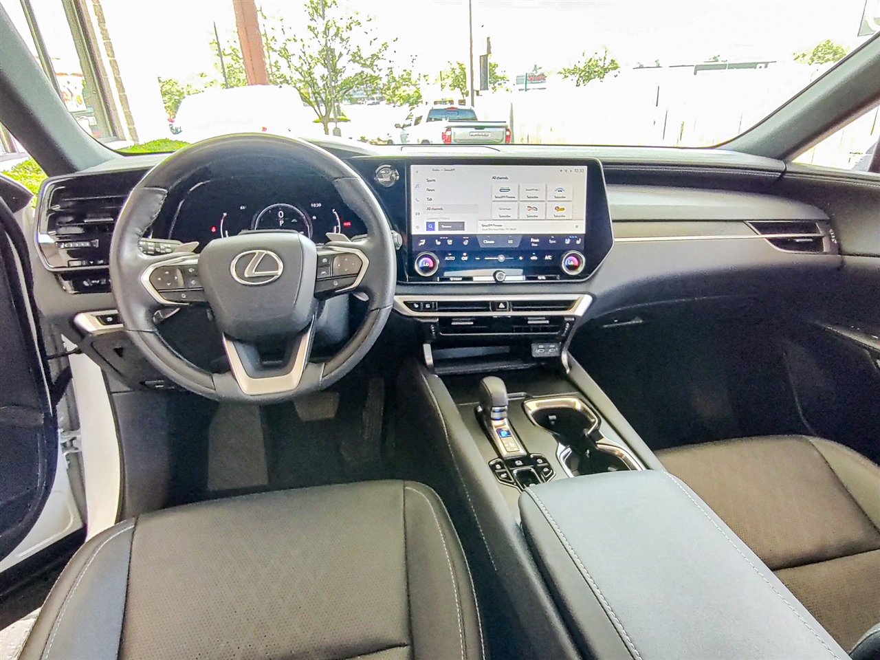 2024 Lexus RX 350 Premium AWD photo 4