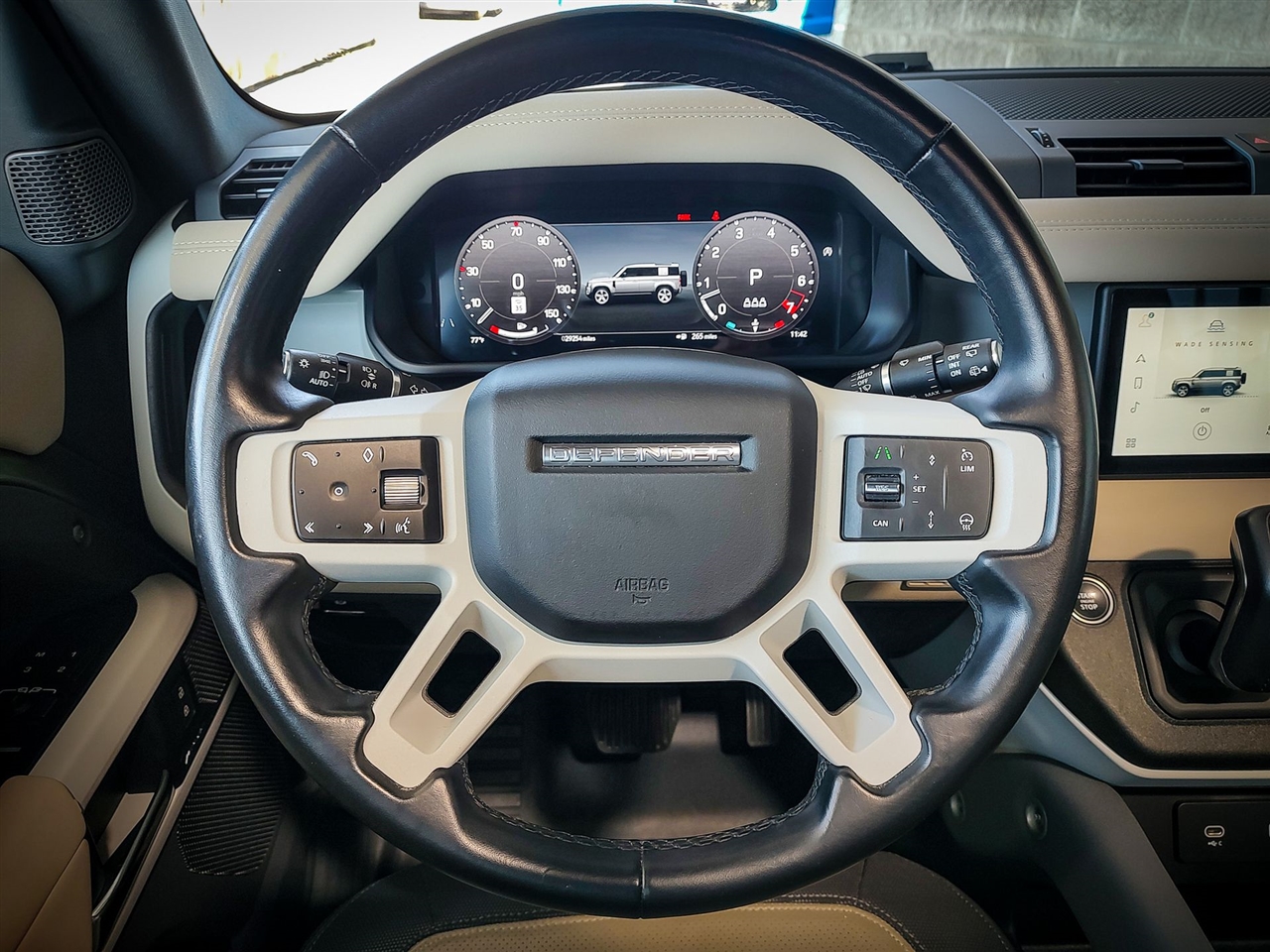 Land Rover Defender  2023 Land Rover Defender  2023