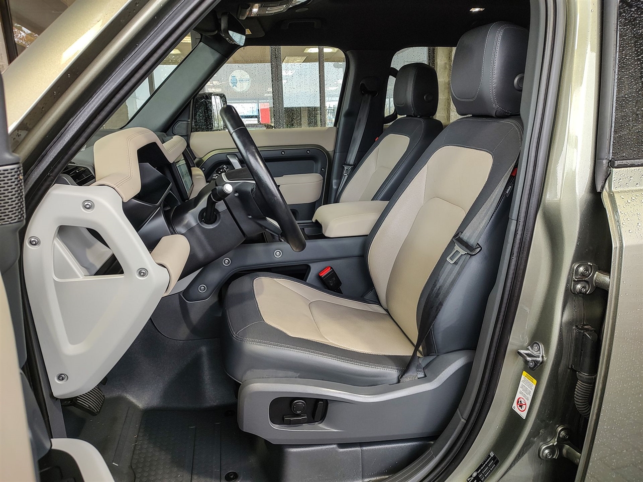 Land Rover Defender  2023 Land Rover Defender  2023