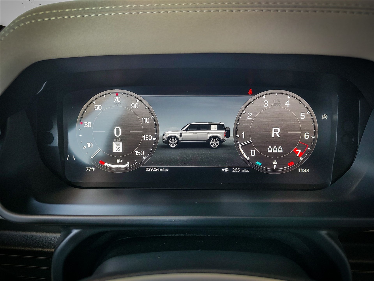 Land Rover Defender  2023