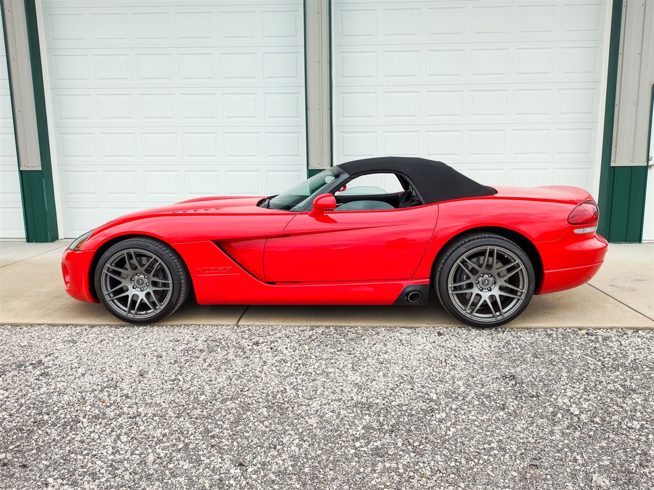 Dodge Viper  2003