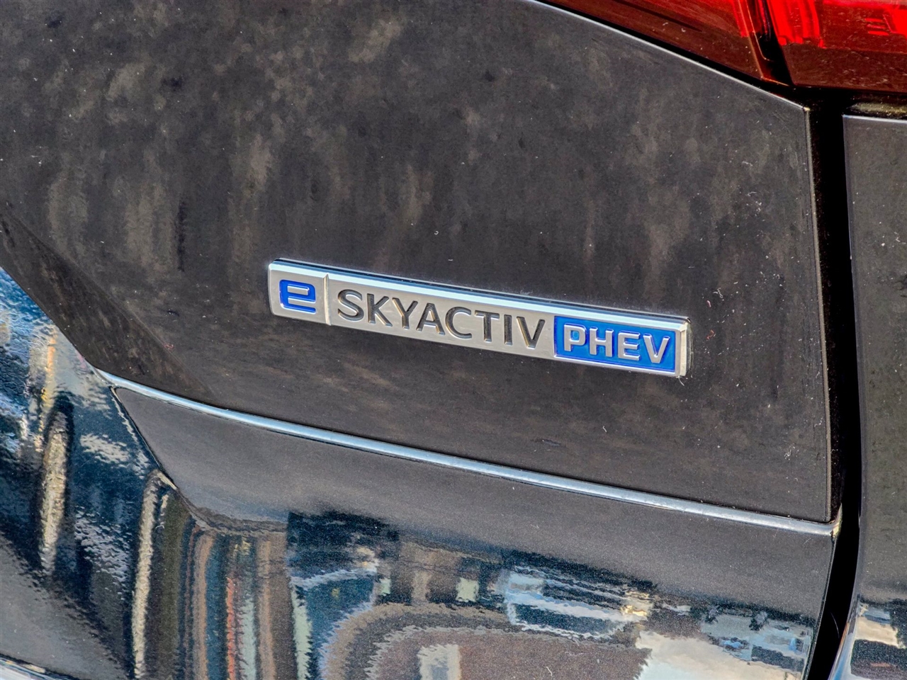 Mazda CX-70 PHEV Premium Package AWD 2025