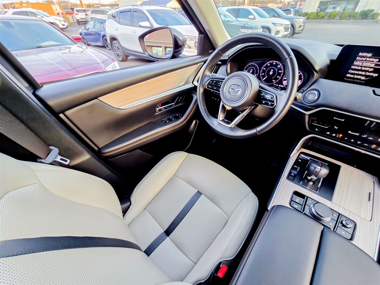 Mazda CX-70 PHEV Premium Package AWD 2025