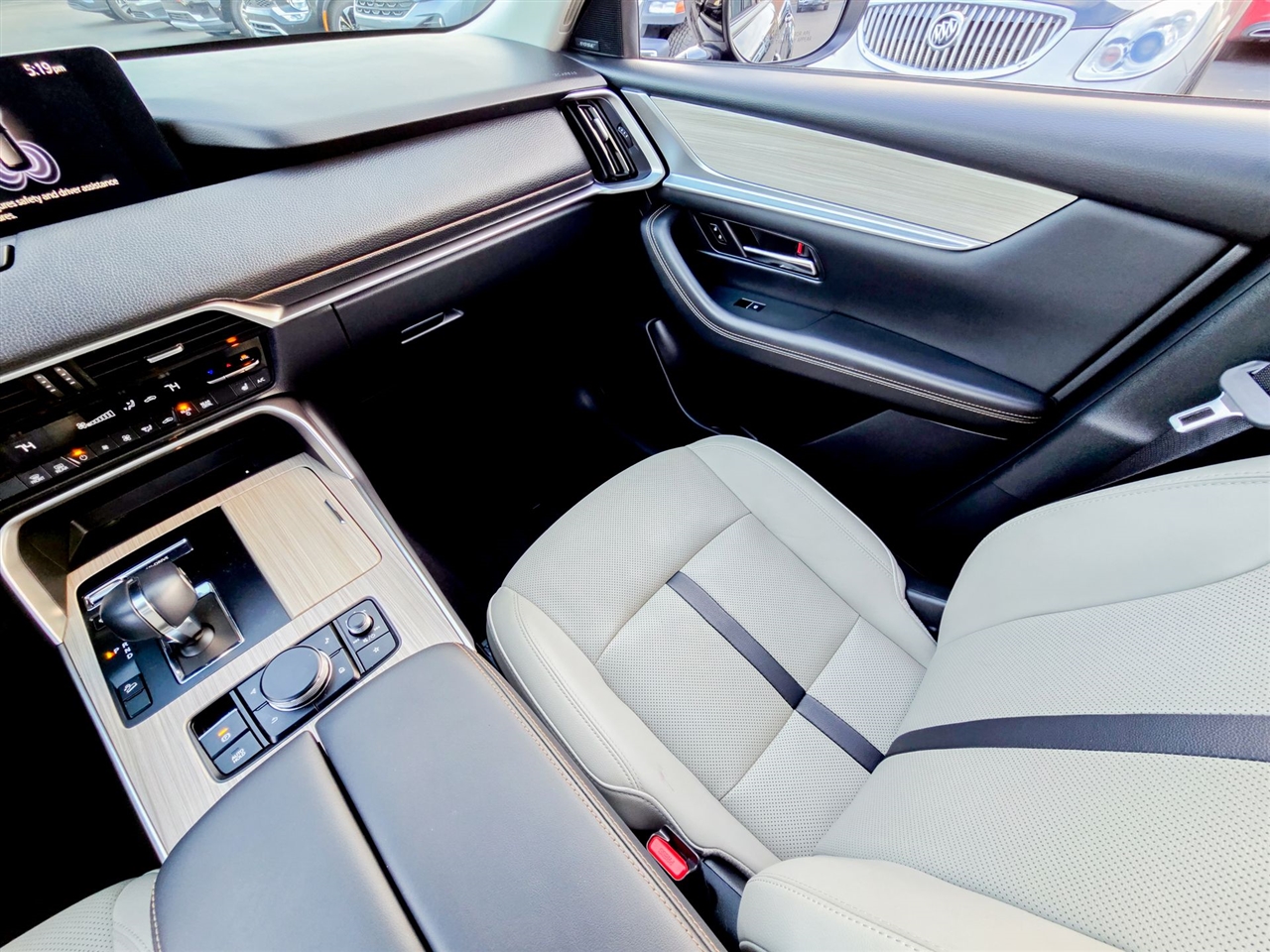 Mazda CX-70 PHEV Premium Package AWD 2025