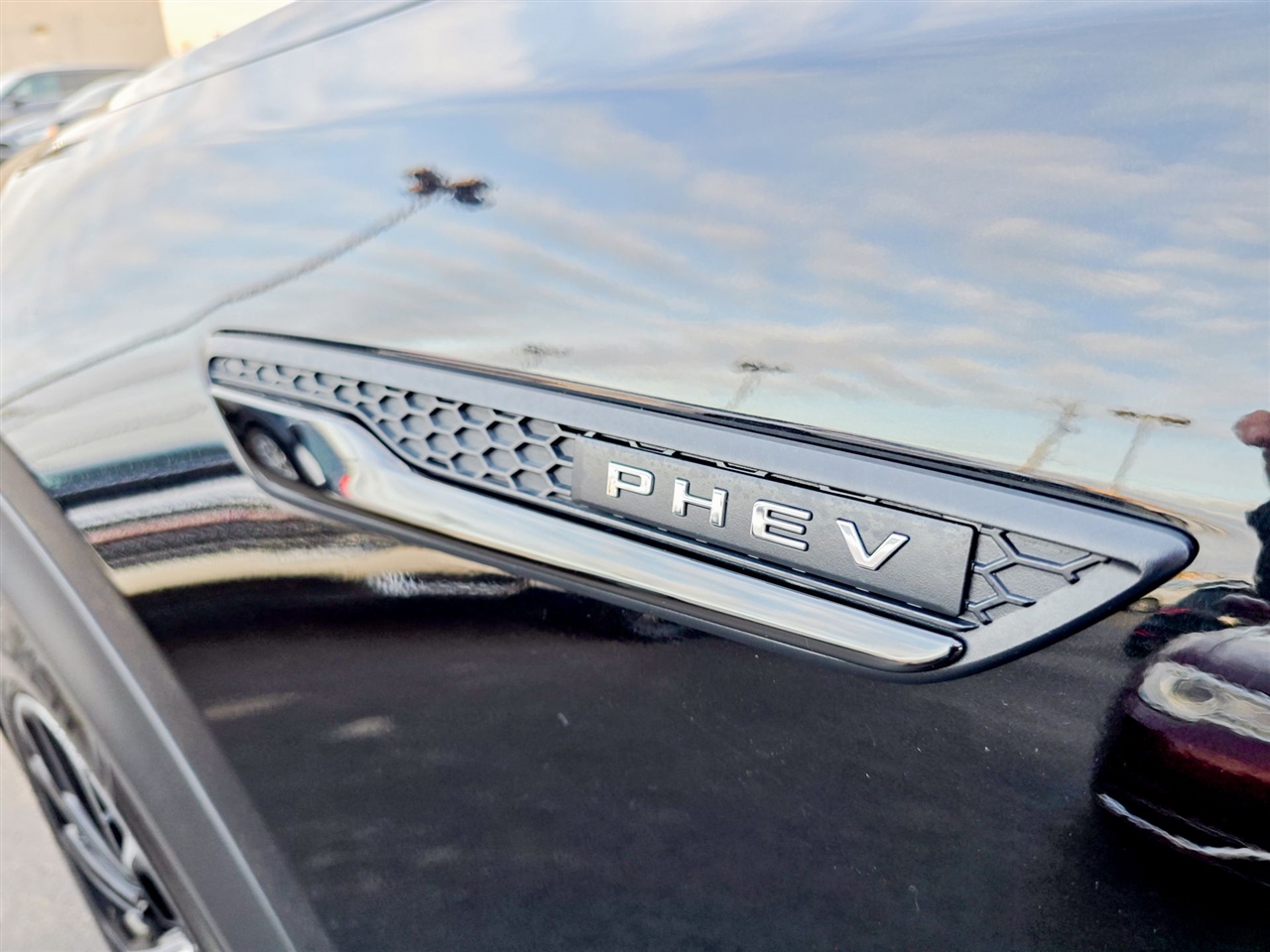 Mazda CX-70 PHEV Premium Package AWD 2025