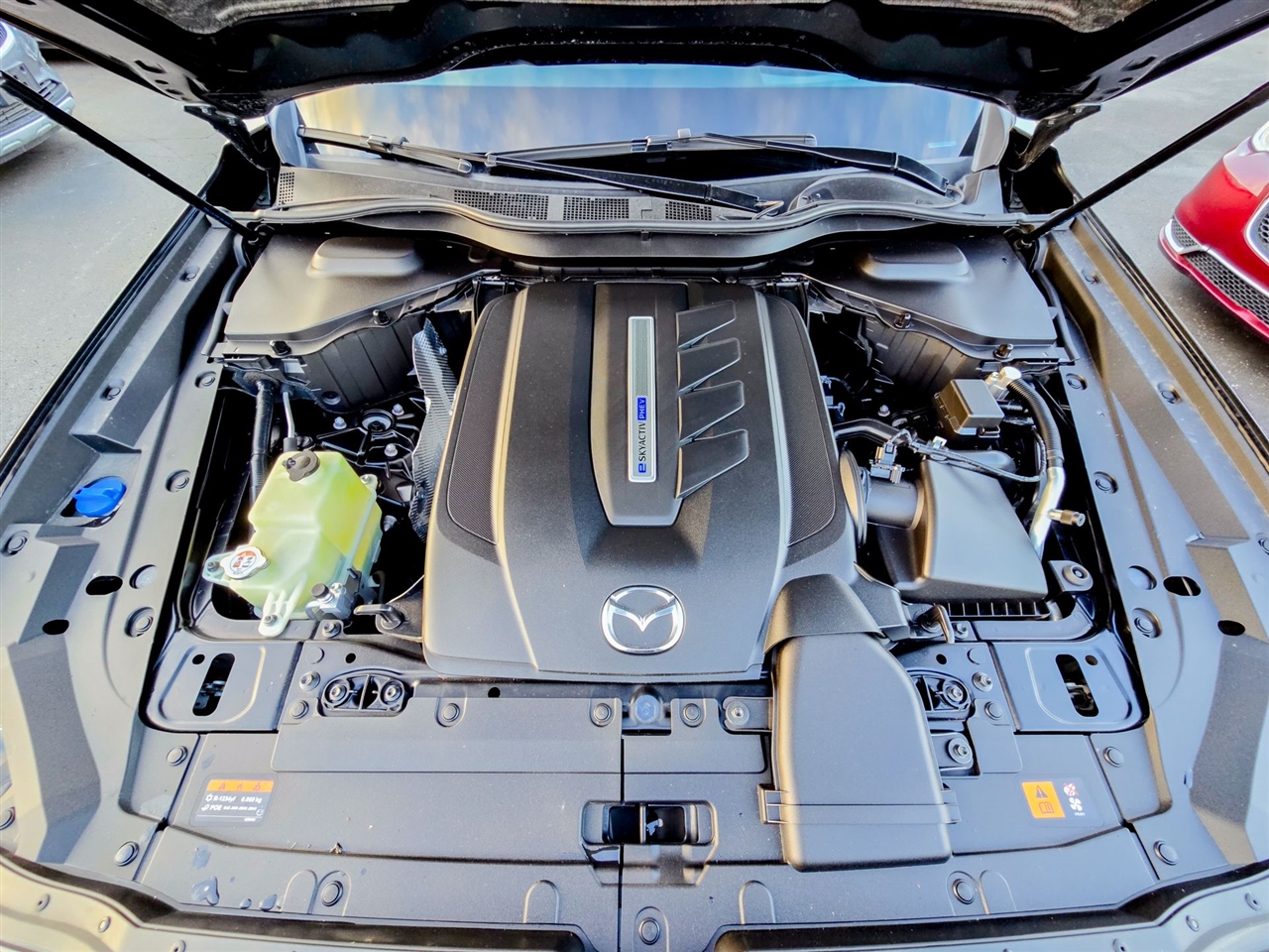 Mazda CX-70 PHEV Premium Package AWD 2025