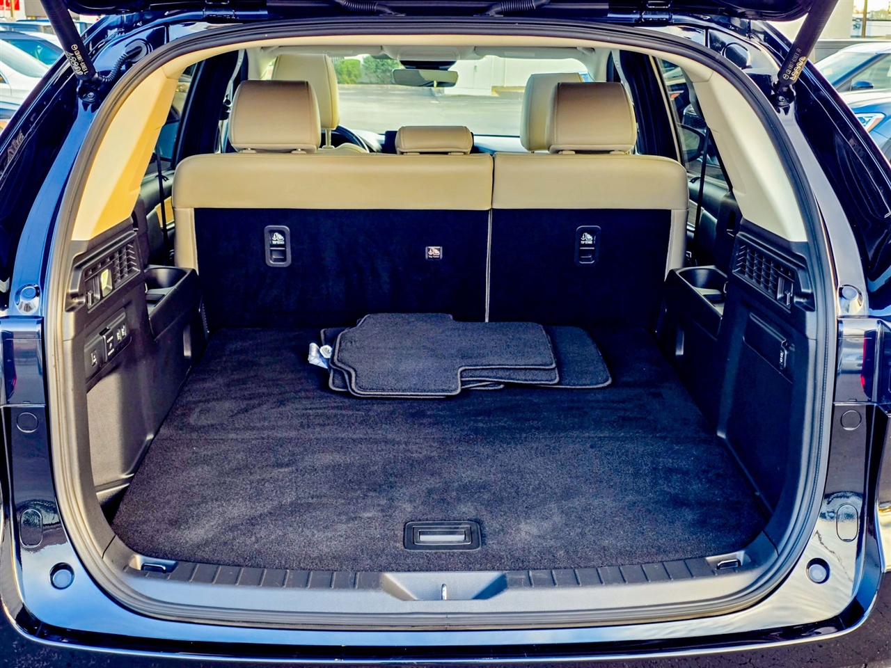 Mazda CX-70 PHEV Premium Package AWD 2025