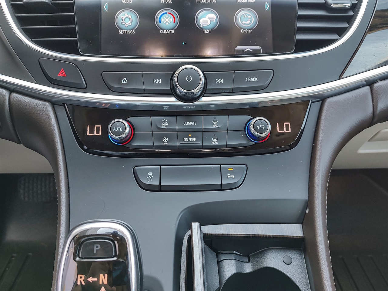 Buick LaCrosse  2017 Buick LaCrosse  2017