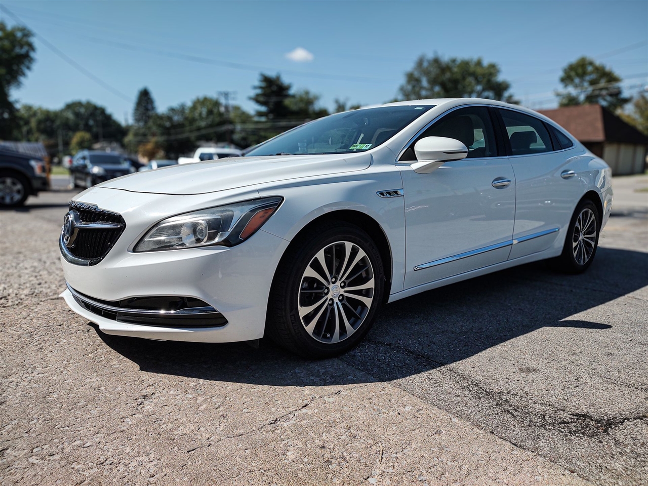 Buick LaCrosse  2017 Buick LaCrosse  2017
